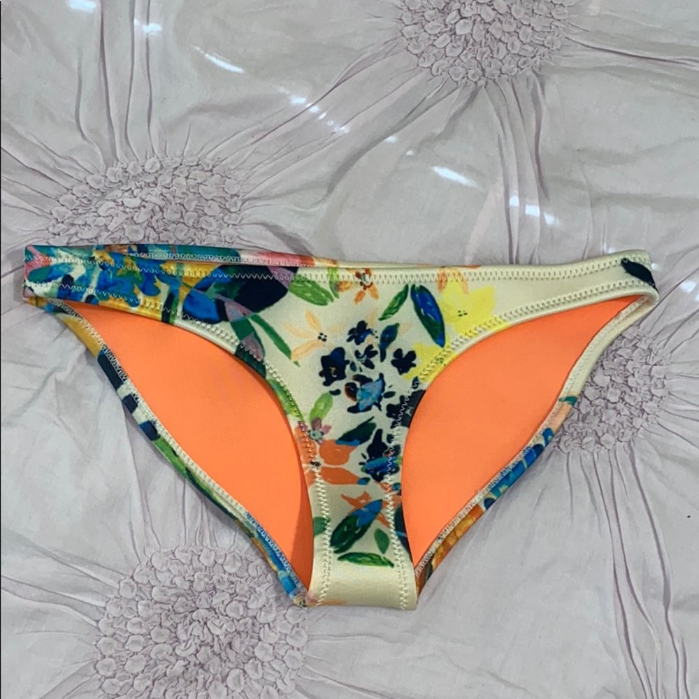 triangl bottoms